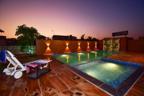 The Majestic Villa by 23 VillaStay - Private Pool & Garden